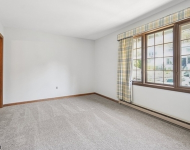 15 Mcgregor Ave - Photo Thumbnail 14
