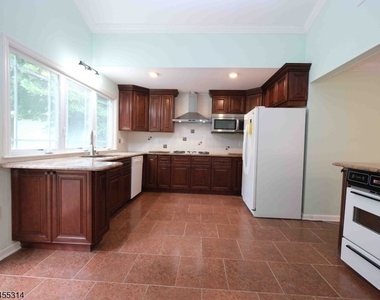 161 Mount Horeb Rd - Photo Thumbnail 9