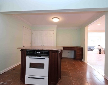 161 Mount Horeb Rd - Photo Thumbnail 13