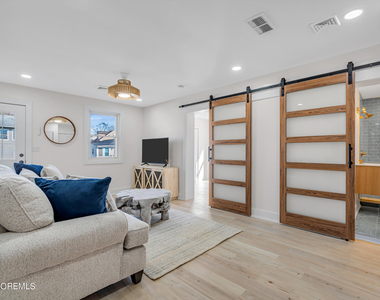 1217 Lister Street - Photo Thumbnail 9