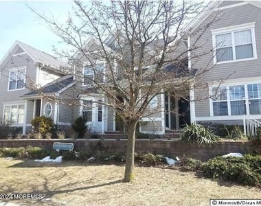 65 Miller Street - Photo Thumbnail 2