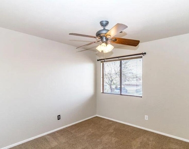 1449 E 11th Street - Photo Thumbnail 20