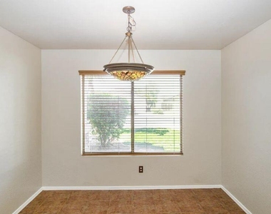1449 E 11th Street - Photo Thumbnail 7