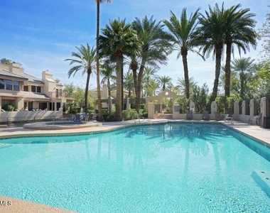 7272 E Gainey Ranch Road - Photo Thumbnail 24