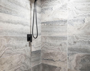 8841 N 8th Street - Photo Thumbnail 11