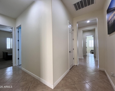 2208 E Indian Wells Drive - Photo Thumbnail 40