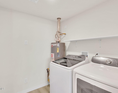 3545 E Friess Drive - Photo Thumbnail 12