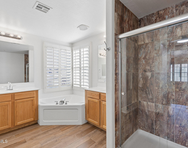 16018 N 171st Drive - Photo Thumbnail 35