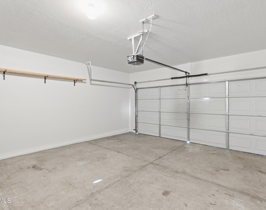 16018 N 171st Drive - Photo Thumbnail 36