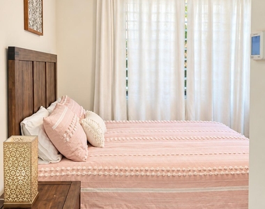 8365 S 165th Avenue - Photo Thumbnail 18