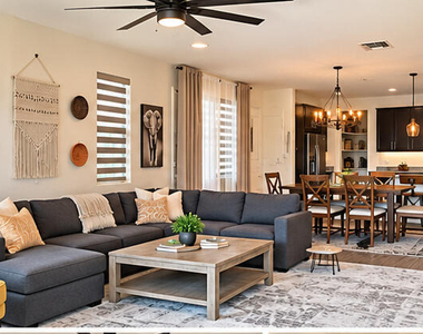 8365 S 165th Avenue - Photo Thumbnail 6
