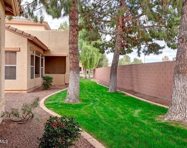 2600 E Springfield Place - Photo Thumbnail 23