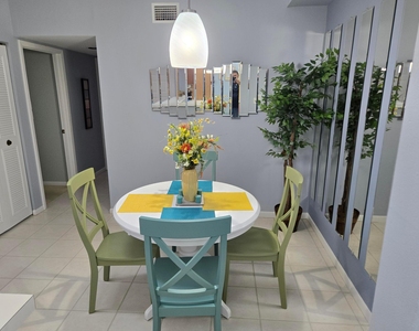 2516 Se Anchorage Cove Se - Photo Thumbnail 6