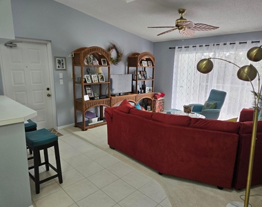 2516 Se Anchorage Cove Se - Photo Thumbnail 7