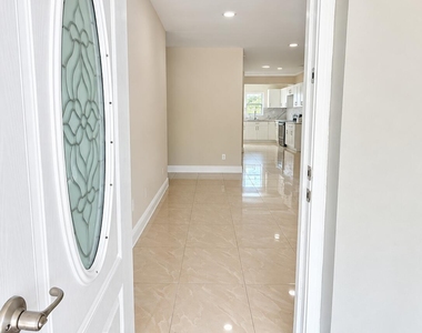 5163 Club Road - Photo Thumbnail 9
