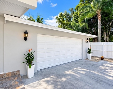 5163 Club Road - Photo Thumbnail 6