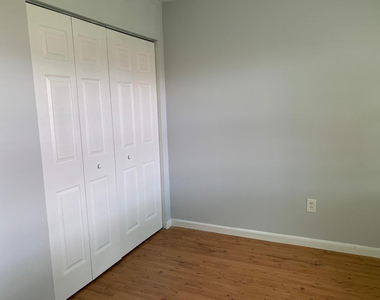 14863 Sw 104th Street - Photo Thumbnail 5