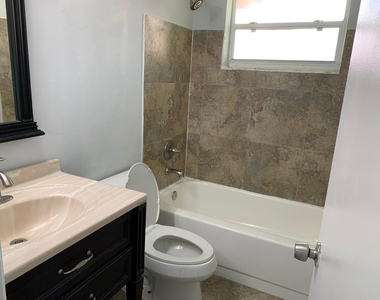 14863 Sw 104th Street - Photo Thumbnail 6