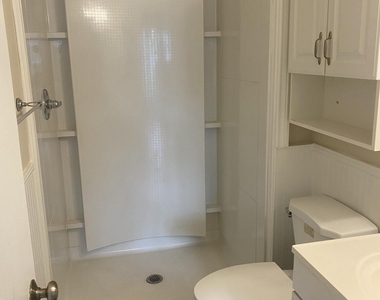 1866 Sw Effland Avenue - Photo Thumbnail 9