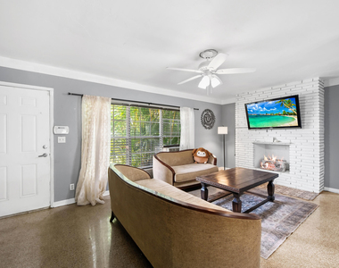 1532 Nw 7th Avenue - Photo Thumbnail 2