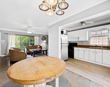 1532 Nw 7th Avenue - Photo Thumbnail 6