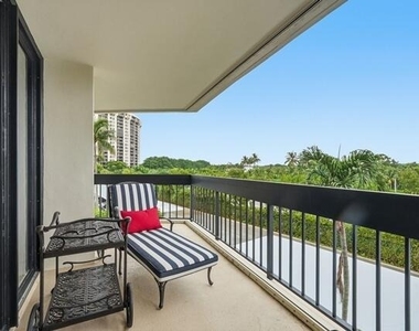 2400 Presidential Way - Photo Thumbnail 2