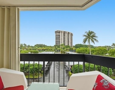 2400 Presidential Way - Photo Thumbnail 17