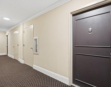 2400 Presidential Way - Photo Thumbnail 26