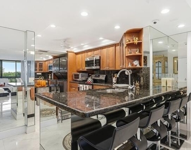 2400 Presidential Way - Photo Thumbnail 11