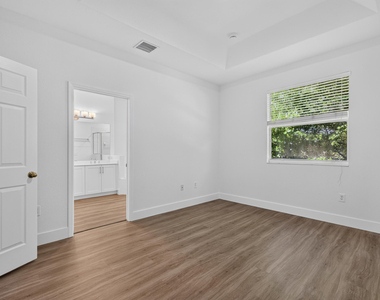 21952 Sw 93rd Place - Photo Thumbnail 20