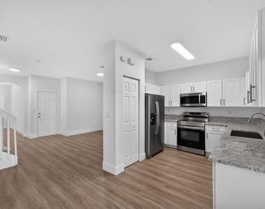 21952 Sw 93rd Place - Photo Thumbnail 15