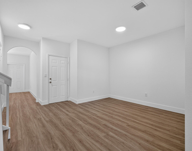 21952 Sw 93rd Place - Photo Thumbnail 6
