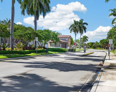 21952 Sw 93rd Place - Photo Thumbnail 40