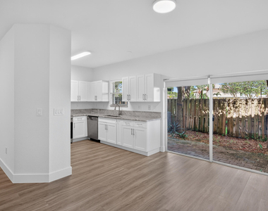 21952 Sw 93rd Place - Photo Thumbnail 13
