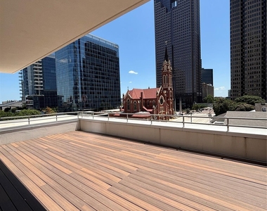 1801 N Pearl Street - Photo Thumbnail 18