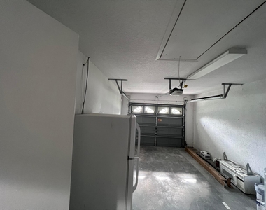 1596 Hawthorne Place - Photo Thumbnail 20