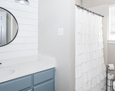 487 S Waco Street - Photo Thumbnail 11