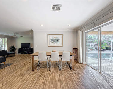 4100 Ne 25th Avenue - Photo Thumbnail 15