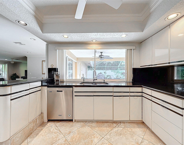 4100 Ne 25th Avenue - Photo Thumbnail 14