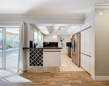 4100 Ne 25th Avenue - Photo Thumbnail 10