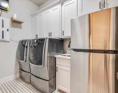 4102 Parkview Boulevard - Photo Thumbnail 28