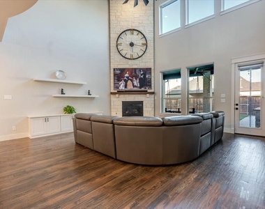 4102 Parkview Boulevard - Photo Thumbnail 20