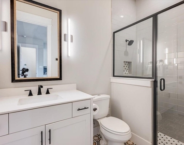 4102 Parkview Boulevard - Photo Thumbnail 22