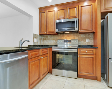 1252 S Military Trail - Photo Thumbnail 4