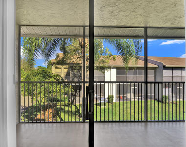 1252 S Military Trail - Photo Thumbnail 19