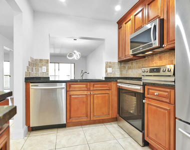 1252 S Military Trail - Photo Thumbnail 6
