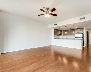 1200 Main Street - Photo Thumbnail 10