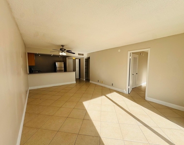500 Executive Center Drive - Photo Thumbnail 36