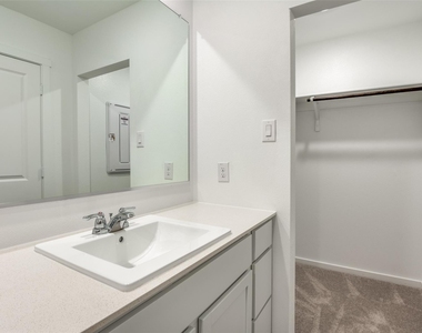 6301 Whimbrel Way - Photo Thumbnail 7