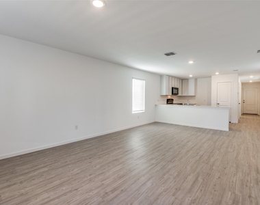 6301 Whimbrel Way - Photo Thumbnail 4